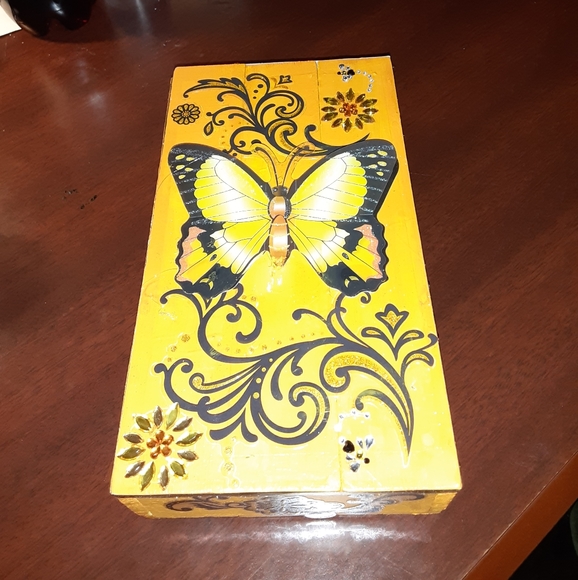 I am a crafter of original and unique art.my designs are unusual and fun. - Picture 12 of 16